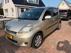 Daihatsu Sirion 1.3 2009 Nieuwe APK!, Voorwielaandrijving, Stof, 4 cilinders, Beige