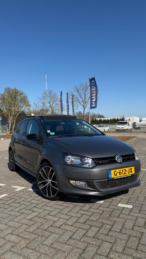 Volkswagen Polo 1.2 TSI 105pk PANO stoelverw cruise, Zwart, 1199 cc, Alcantara, Particulier