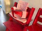 2x Stokke Tripp Trapp stoelen met babyset en kussens, Kinderen en Baby's, Kinderstoelen, Ophalen, Gebruikt, Meegroeistoel, Stoelverkleiner