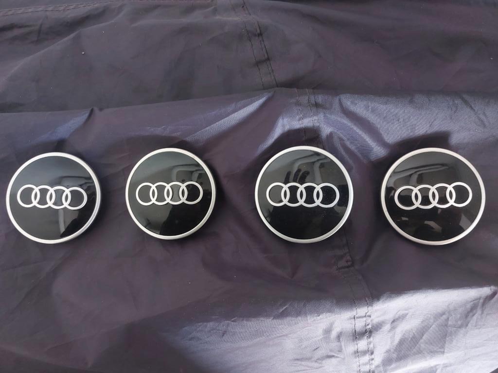 4x Audi velg naafdoppen 81A601170, Ophalen of Verzenden, Gebruikt