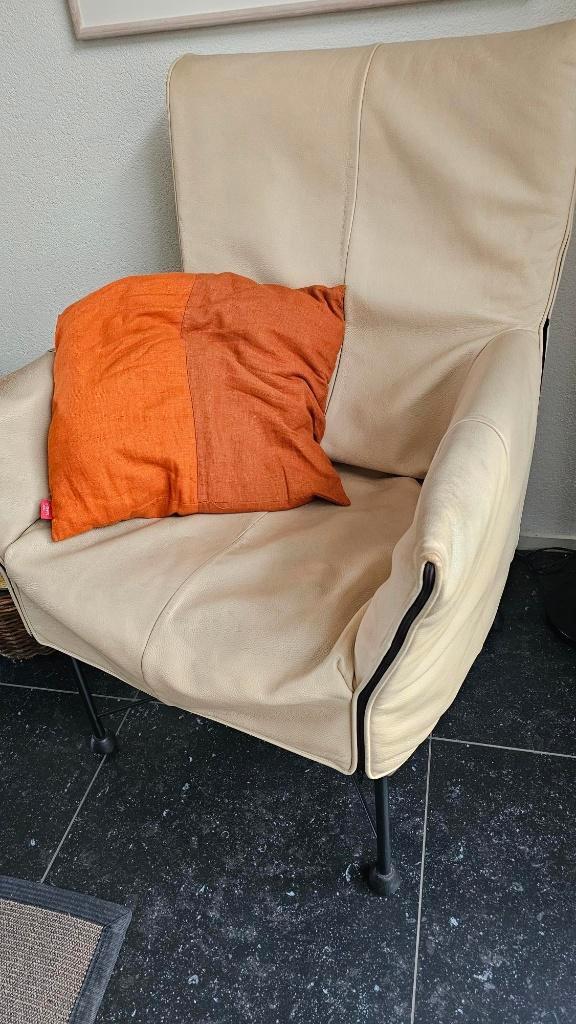 Hoes Montis Charly, zand wit, Huis en Inrichting, Fauteuils, Gebruikt, Leer, 50 tot 75 cm, 75 tot 100 cm, Ophalen of Verzenden