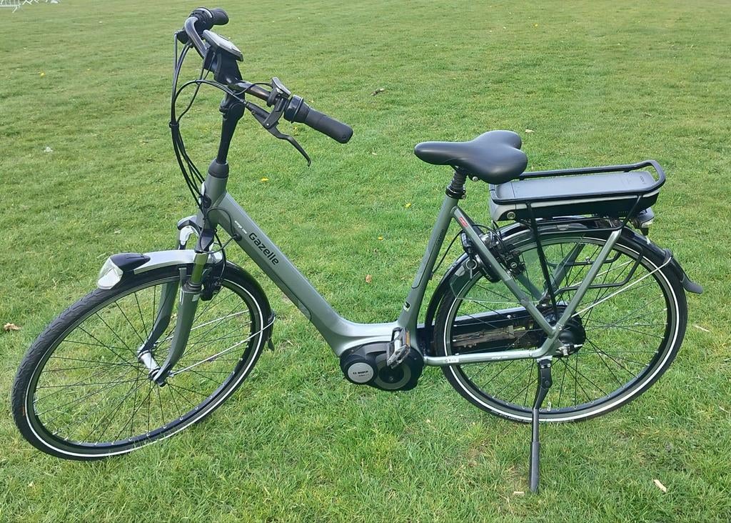 Elektrische damesfiets Gazelle Orange C330, Fietsen en Brommers, Elektrische fietsen, Ophalen, Zo goed als nieuw, 50 km per accu of meer