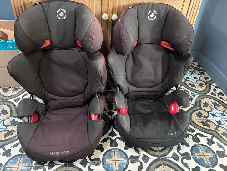 Maxi Cosi autostoel verhoging + ruggedeelte, Kinderen en Baby's, Autostoeltjes, Gebruikt, Maxi-Cosi, 15 t/m 36 kg, Autogordel
