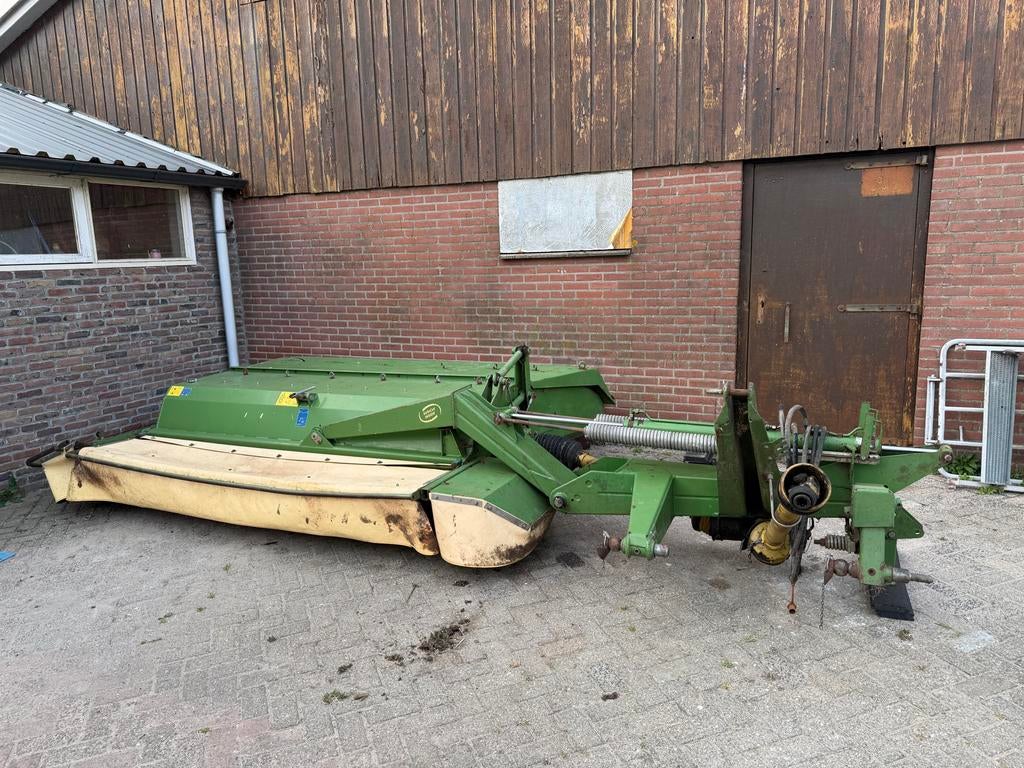 Krone maaier 320 easy cut, Zakelijke goederen, Agrarisch | Werktuigen, Ophalen, Akkerbouw, Oogstmachine