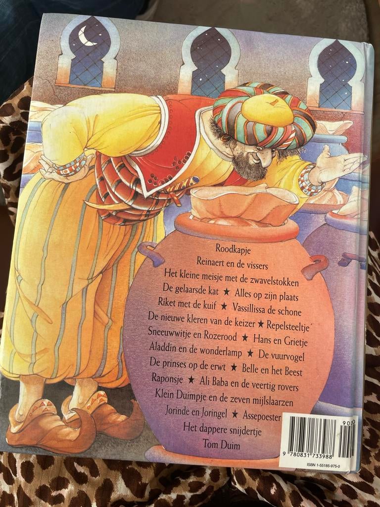 De Sprookjes-Schatkist - Groot sprookjesboek, Boeken, Ophalen of Verzenden, Gelezen