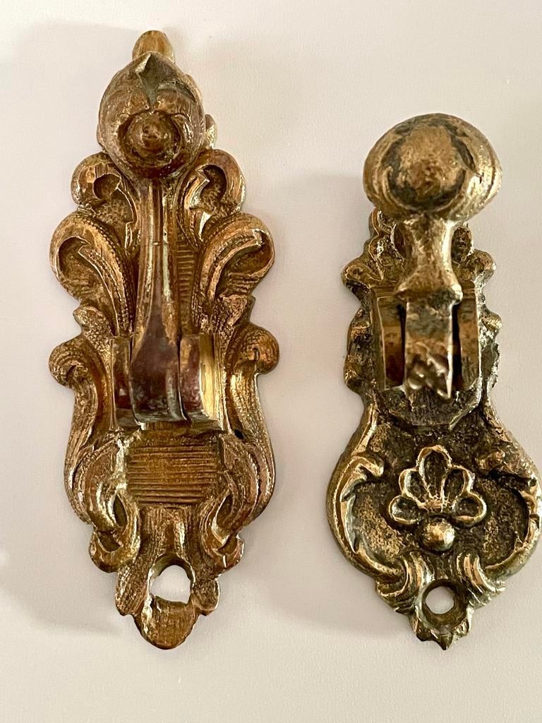 Messing lade-trekkers, Ophalen