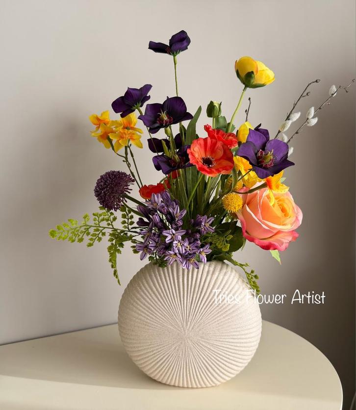 Zijden voorjaars tuintje in vaas Nieuw, Huis en Inrichting, Woonaccessoires | Kunstplanten en Kunstbloemen, Nieuw, Binnen, Ophalen of Verzenden