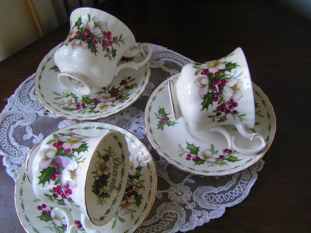 3 Prachtige Nieuwe Kopjes van Royal Albert, Nieuw, Ophalen of Verzenden, Overige stijlen, Kop(pen) en/of Schotel(s)