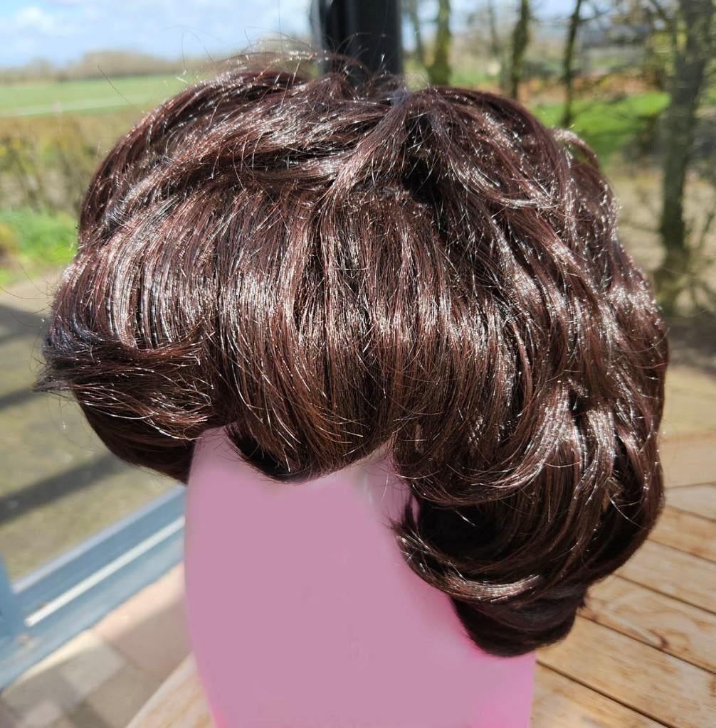 korte pruik, Ophalen of Verzenden, Zo goed als nieuw, Pruik of Haarverlenging