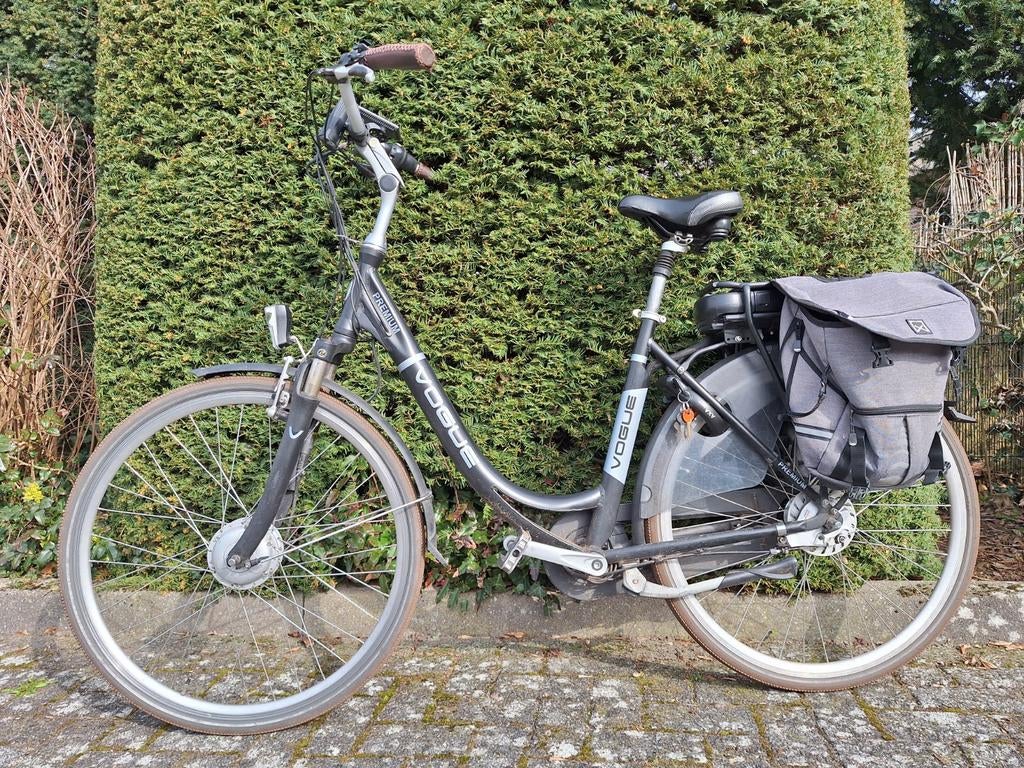 VOGUE PREMIUM E-BIKE in goede conditie, Fietsen en Brommers, Elektrische fietsen, Ophalen, Gebruikt, Overige merken