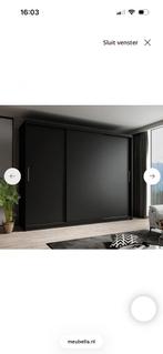 Zwarte kledingkast, Ophalen, Met plank(en), Nieuw, 200 cm of meer