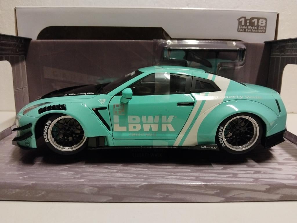Nissan GTR R35 LBWK mintgroen Solido metal 1:18 KRD, Ophalen of Verzenden, Zo goed als nieuw, Auto, Solido