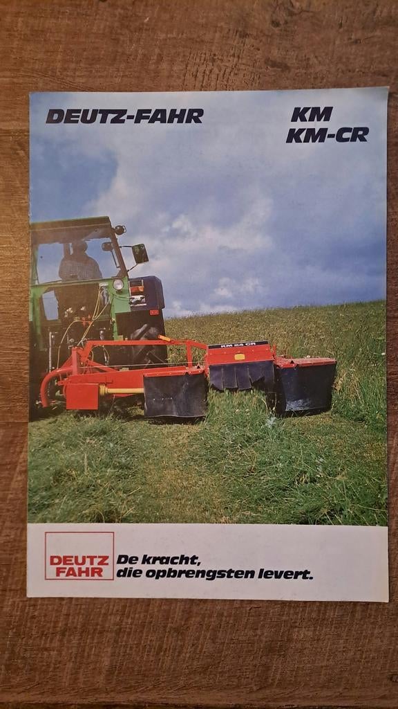 Folder DEUTZ FAHR KM KM-CR cirkelmaaier, cyclomaaier, Ophalen of Verzenden, Zo goed als nieuw, Folder