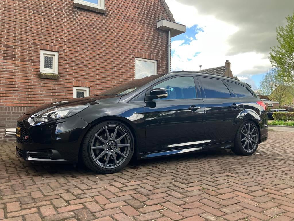 Ford Focus ST van tweede eigenaar, Auto's, Ford, Particulier, Focus, ABS, Achteruitrijcamera, Bluetooth, Climate control, Cruise Control