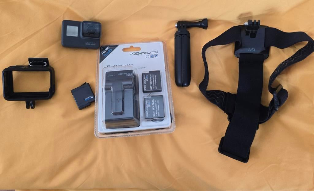 GoPro Hero 5 met nieuwe oplader en 2 batterijen, Audio, Tv en Foto, Actiecamera's, Ophalen of Verzenden, Zo goed als nieuw, GoPro