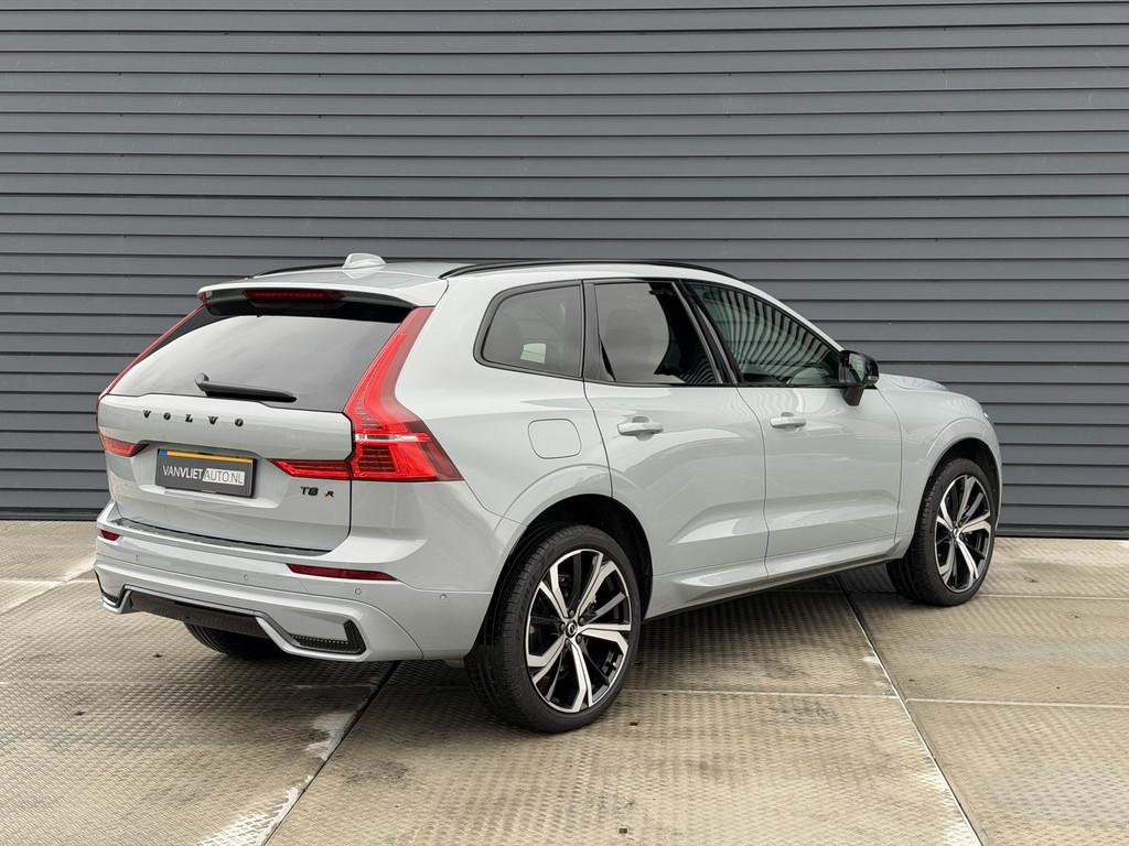 Volvo XC60 2.0 T8 Plug-in hybrid AWD Plus Black Edition, Automaat, 12 maanden, Gebruikt, 4 cilinders