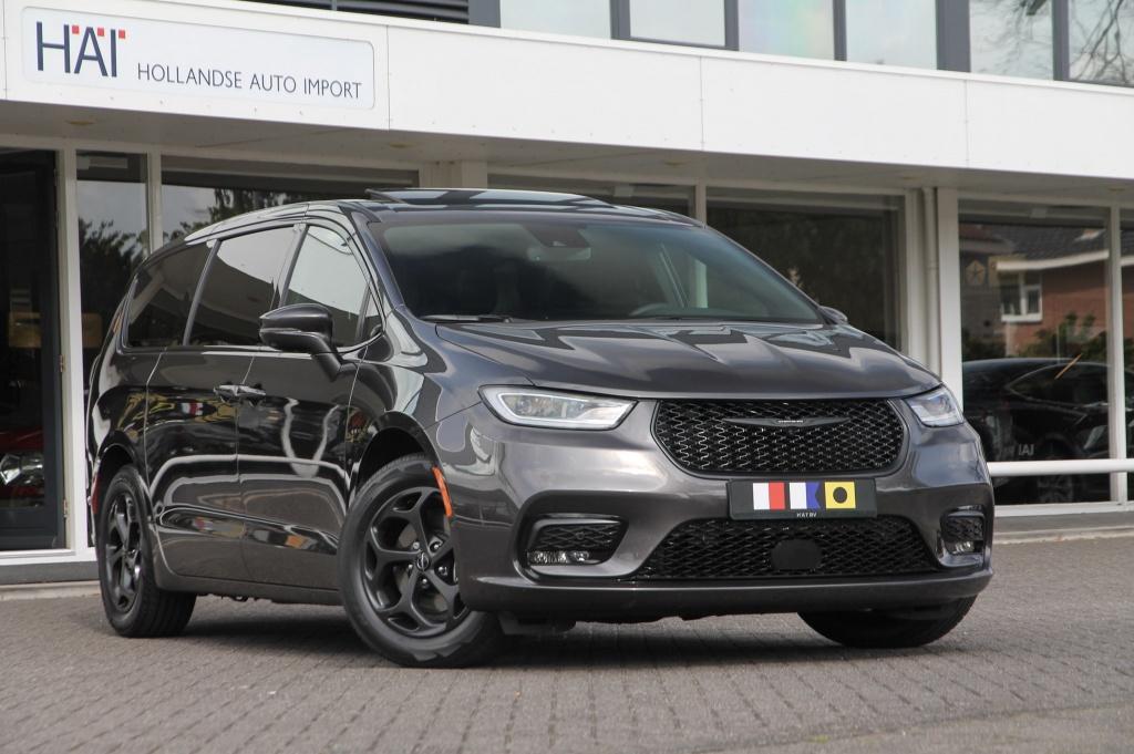 Chrysler Pacifica 3.6 V6 Hybrid S I 7 pers. I Pano I ACC, Auto's, Chrysler, Automaat, 450 kg, Gebruikt, LED verlichting