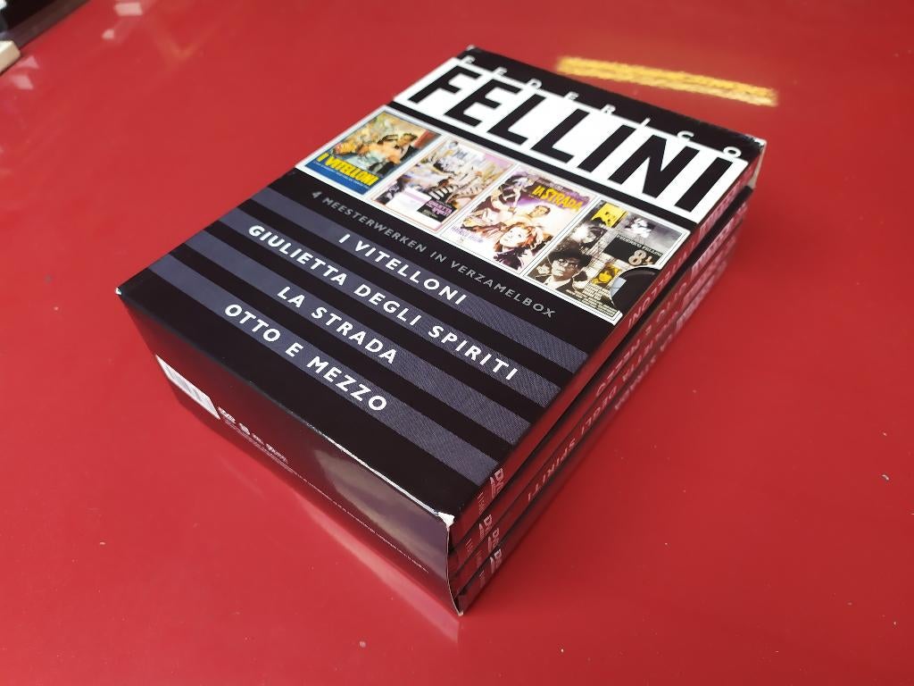Fellini Box Federico Fellini- 4 Meesterwerken in Verzamelbox, Alle leeftijden, Ophalen of Verzenden, 1960 tot 1980, Gebruikt