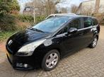 Peugeot 5008 1.6 VTI 7PL 2010 Zwart, Auto's, Voorwielaandrijving, Euro 5, Stof, Zwart