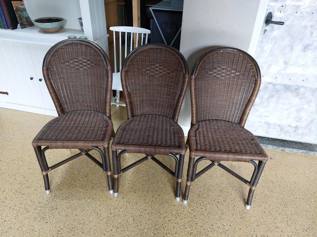 3x gevlochten kunststof eetkamerstoelen, Ophalen, Kunststof, Gebruikt, Drie