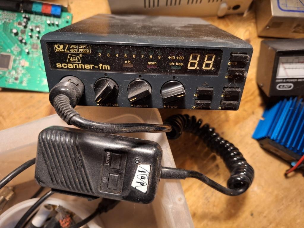 CEPT-PR27D Scanner FM Radio Ontvanger met Microfoon, Telecommunicatie, Scanners, Ophalen of Verzenden, Gebruikt, Minder dan 30 kanalen