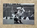 Org z/w foto 20x30 Johan Cruijff + W van Hanegem 28-11-1982, Verzenden, Nieuw, Ajax, Poster, Plaatje of Sticker
