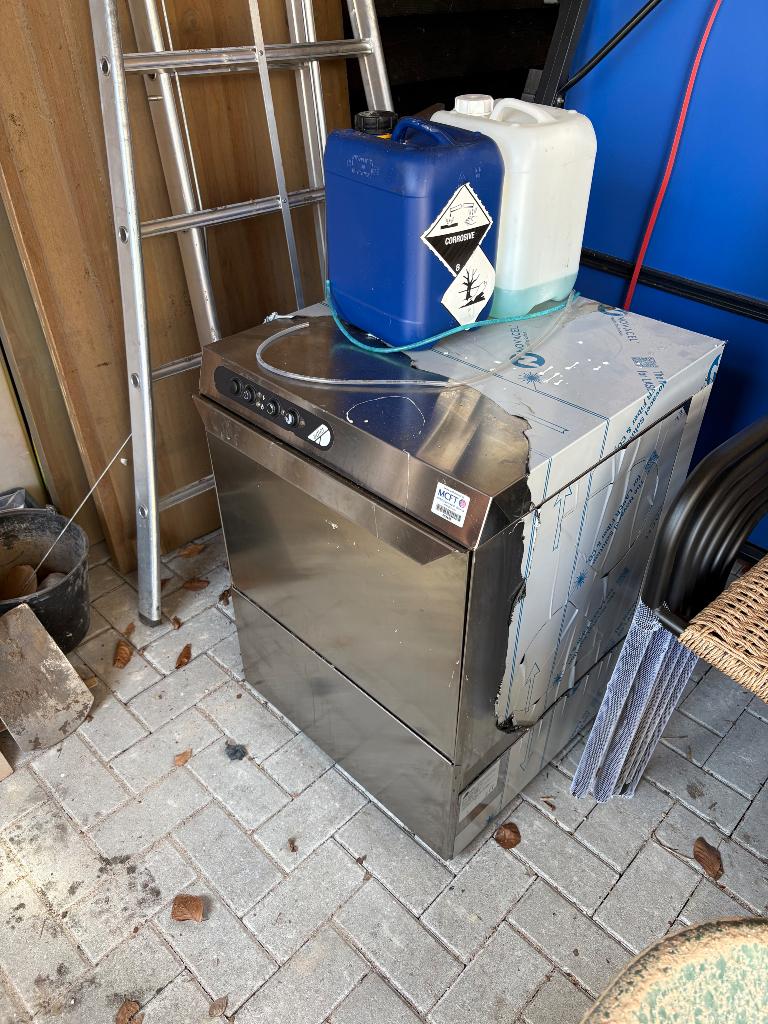 Afwasmachine professioneel, Ophalen, Gebruikt, Minder dan 85 cm, Minder dan 10 liter