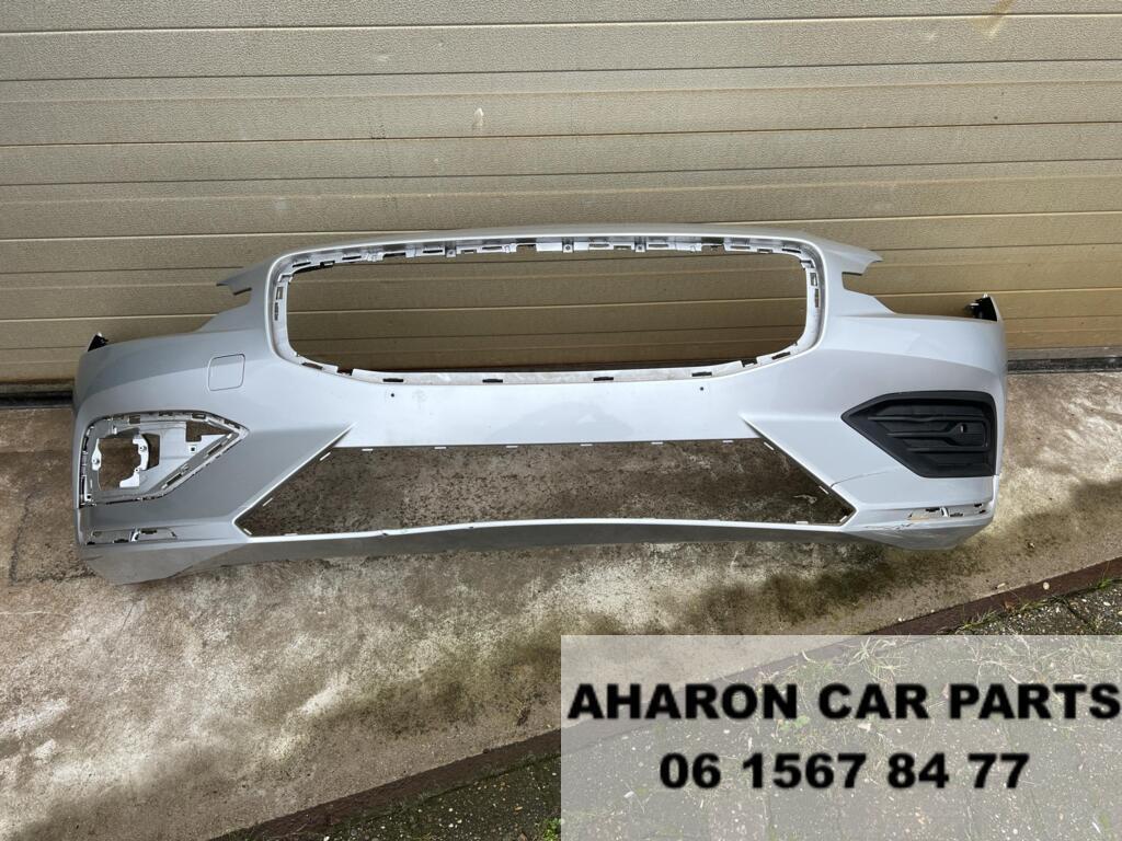 Volvo S60 V60 Voorbumper 31690589 V60 II 2 Origineel 9589, Gebruikt, Voor, Ophalen of Verzenden, Bumper