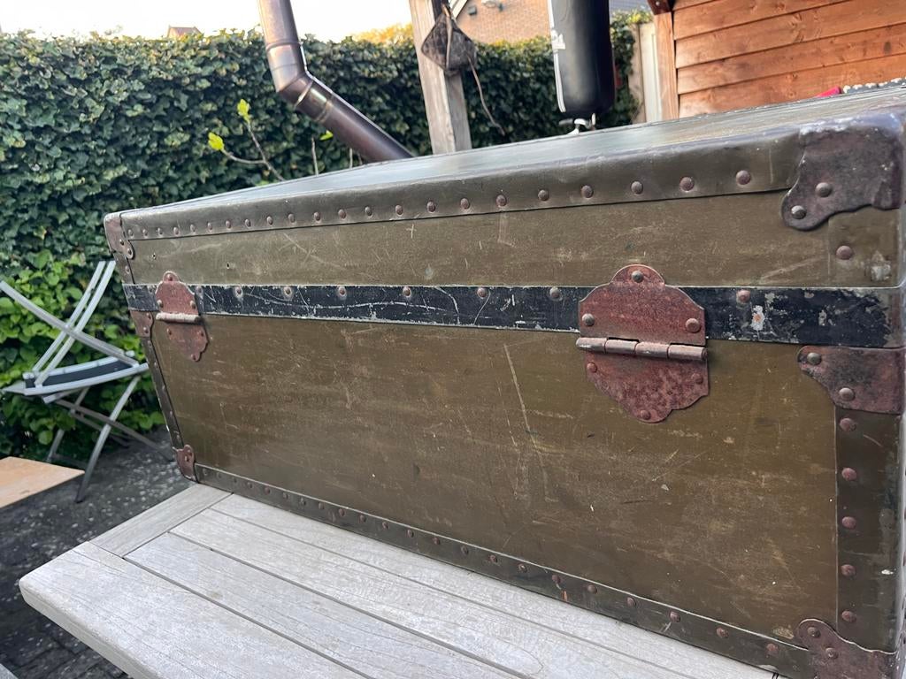 Mooie groene Franse brocante reis/dekenkist, Ophalen