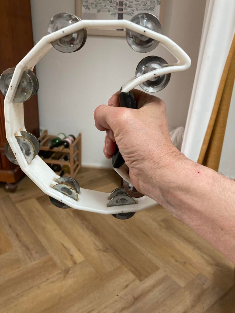 Witte tamboerijn met handvat, Muziek en Instrumenten, Percussie, Ophalen, Gebruikt, Overige soorten