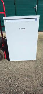 Bosch tafelkoelkast ktr15nwea, Ophalen