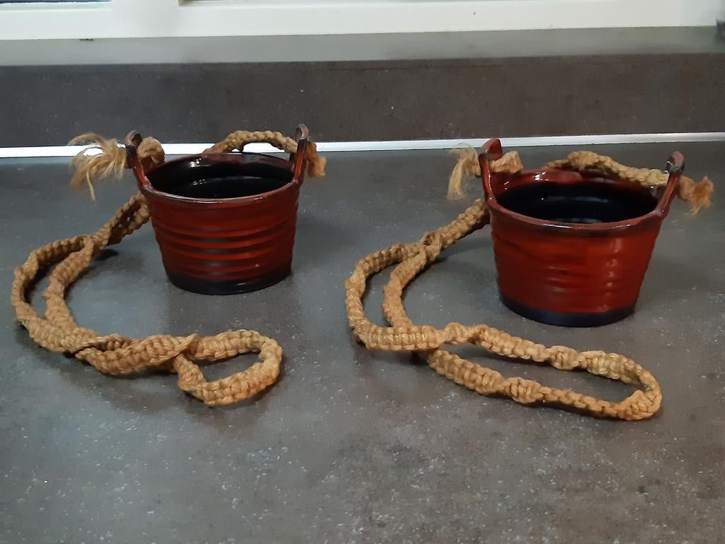 Vintage hang bloempot set rood, Rond, Ophalen of Verzenden, Aardewerk, Minder dan 40 cm