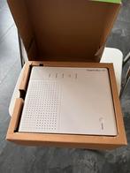 KPN Experia Box V10 Modem/Router, Ophalen of Verzenden, Zo goed als nieuw, Router met modem
