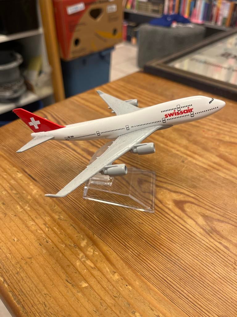 Swissair Vliegtuigmodel - Gedetailleerd Schaaltje, 1:200 of kleiner, Zo goed als nieuw, Nvt, Vliegtuig