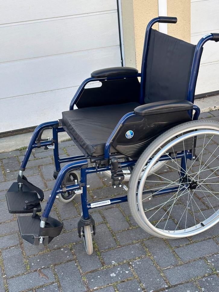 Rolstoel Vermei4en stevig , robuust , inklapbaar, Diversen, Rolstoelen, Zo goed als nieuw, Handbewogen rolstoel, Inklapbaar, Ophalen of Verzenden