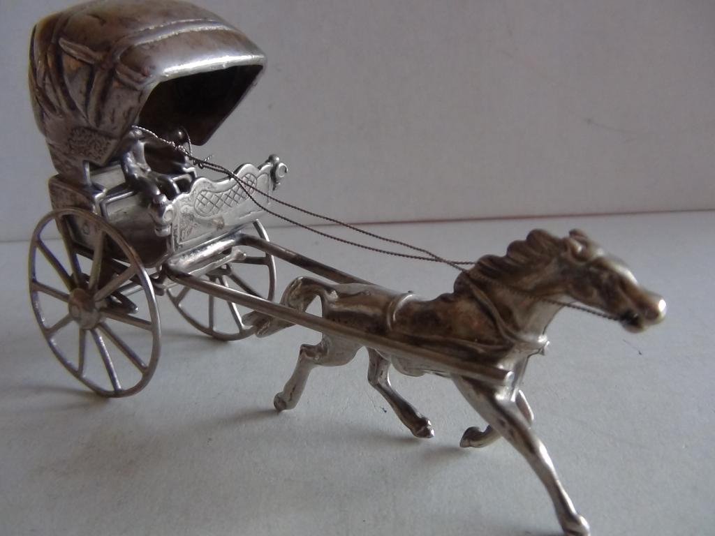 Miniatuur zilver FE4 koets + paard zilveren miniaturen, Antiek en Kunst, Verzenden, Zilver