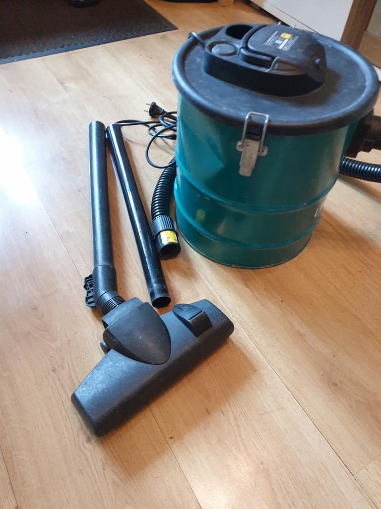 Vonroc stofzuiger 1600watt., Ophalen of Verzenden