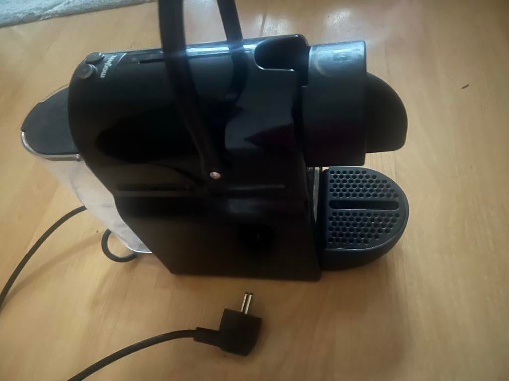 Nespresso Magimix Inissia Koffiezetapparaat Zwart, Witgoed en Apparatuur, Koffiezetapparaten, Espresso apparaat, Ophalen of Verzenden