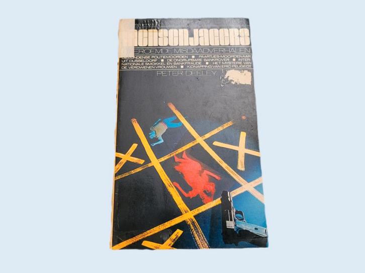 Mensenjagers - Peter Deeley ~ HH8012, Boeken, Science fiction, Gelezen, Ophalen of Verzenden