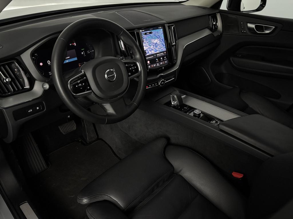 Volvo XC60 2.0 T6 Plug-in hybrid AWD Plus Dark | 355pk | Pan, Automaat, 145 pk, Gebruikt, 4 cilinders