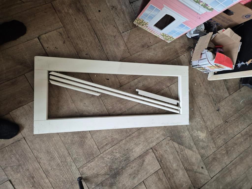 Hardhouten kozijn met glaslatten 99x42cm, 75 tot 150 cm, Gebruikt, Raamkozijn, Ophalen of Verzenden