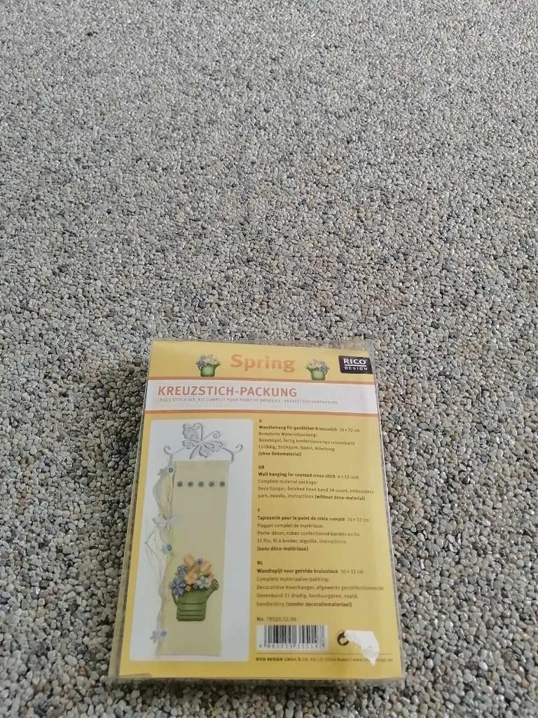 Borduurpakket Pasen A, Ophalen, Nieuw, Handborduren, Borduurpakket