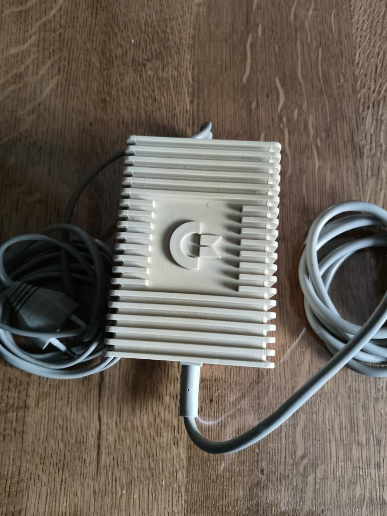 Commodore C64 voeding, Ophalen