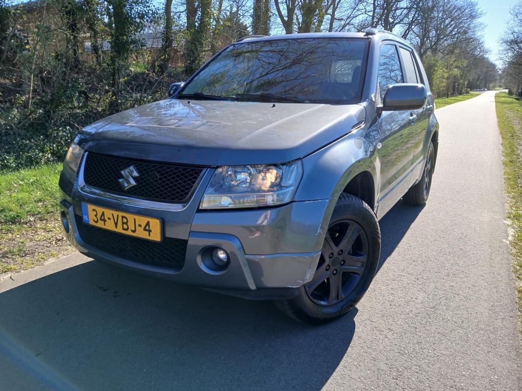 Suzuki Grand Vitara 1.9 JLX |GRIJS KENTEKEN|, 13 km/l, Gebruikt, 4 cilinders, 129 pk
