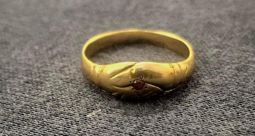 18 karaats vriendschaps ring, Gebruikt, Ophalen of Verzenden, 17 tot 18, Dame of Heer