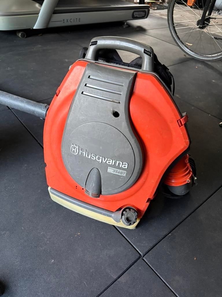 Husqvarna rugzak blad blazer op benzine, Tuin en Terras, Bladblazers, Ophalen, Gebruikt, Benzine, Ruggedragen