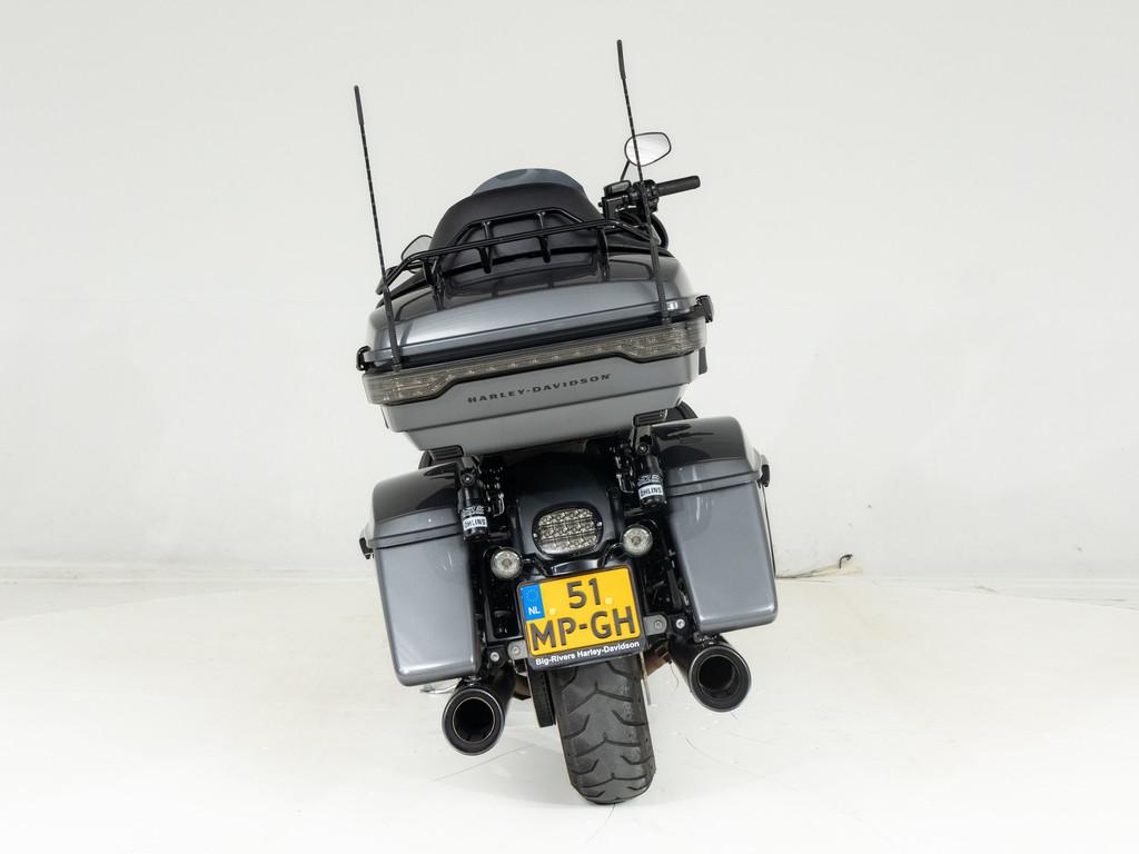 Harley-Davidson FLHTK Ultra Limited Solid Colour Blacked out, Bedrijf, Toermotor, Laan van Vredenoord 33
2289 DA  Rijswijk ZH, NL