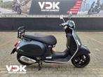 VESPA GTS 300 HPE (bj 2022), Scooter, Bedrijf, Onbekend, Onbekend