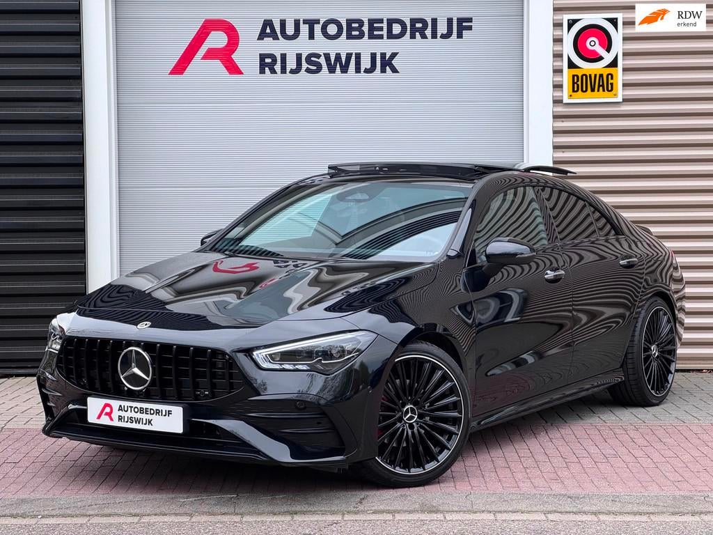 Mercedes-Benz CLA-klasse 180 AMG Line 45s Pano/Camera/Sfeer/, Auto's, Mercedes-Benz, 136 pk, Gebruikt, 4 cilinders, 1505 kg