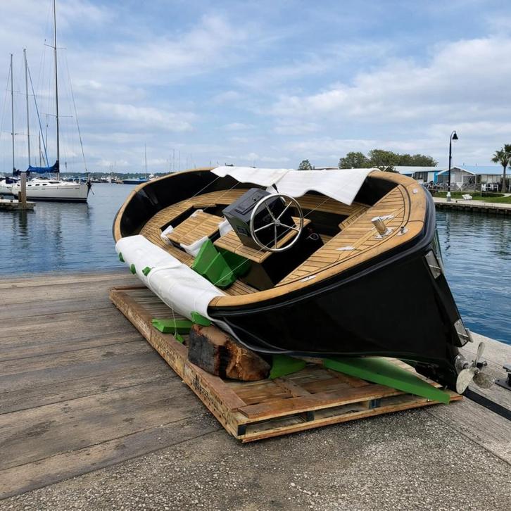 Fryslander 7.5 – klassiek reddingsboot- model, Watersport en Boten, Sloepen, Nieuw, 30 tot 50 pk, 6 meter of meer, Binnenboordmotor